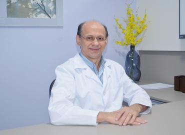 Dr. Marcos Pereira